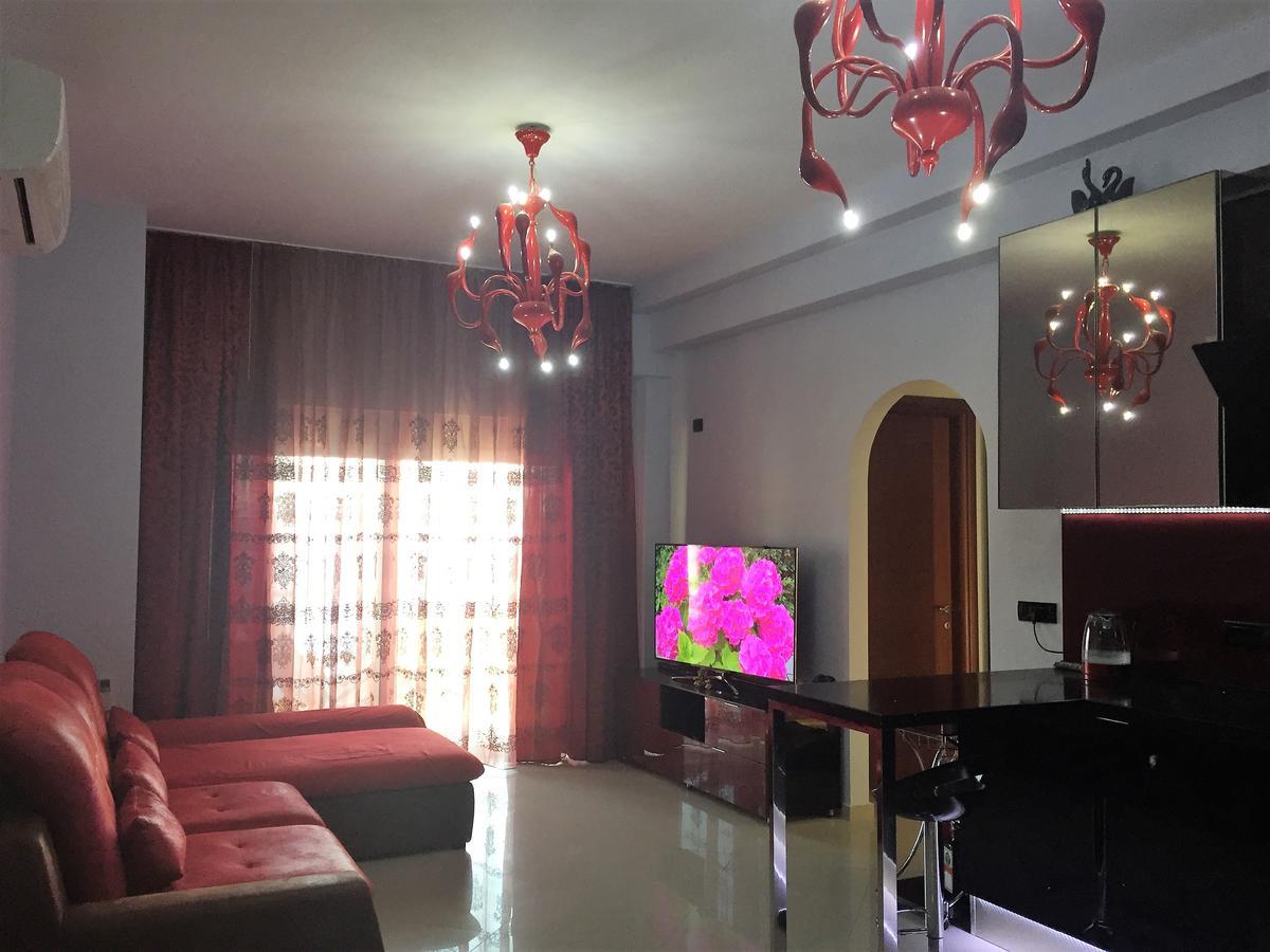 Royal King And Queen Apartment For Luxury Life Sarande Bagian luar foto